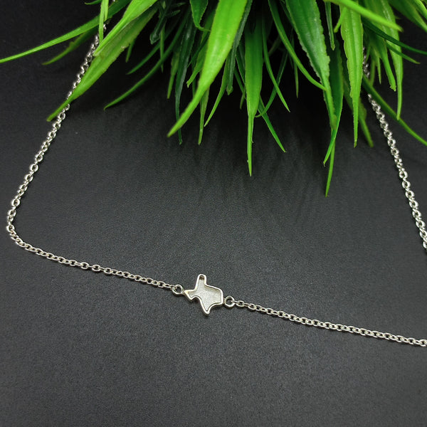 Personalized State Necklace - Texas Necklace - State Shape Necklace - 925 Sterling Silver Custom Necklace - Gift For Her -Minimalist Jewelry