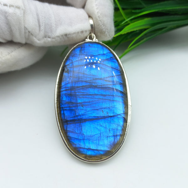 Natural Labradorite Gemstone Pendants / Wholesale Pendants / Minimalist Pendants / Jewelry for Gift / 925 Sterling Silver Plated Pendant