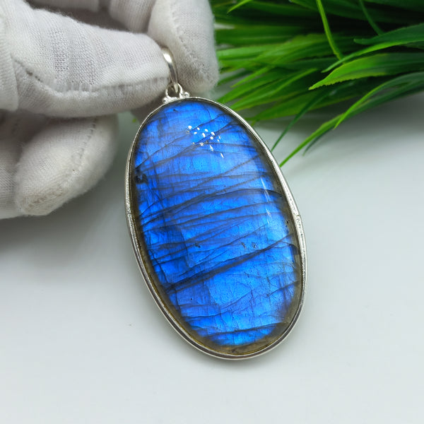 Natural Labradorite Gemstone Pendants / Wholesale Pendants / Minimalist Pendants / Jewelry for Gift / 925 Sterling Silver Plated Pendant