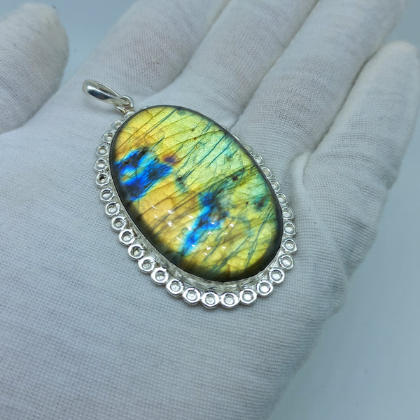 Natural Labradorite Gemstone Pendants / Wholesale Pendants / Minimalist Pendants / Jewelry for Gift / 925 Sterling Silver Plated Pendant
